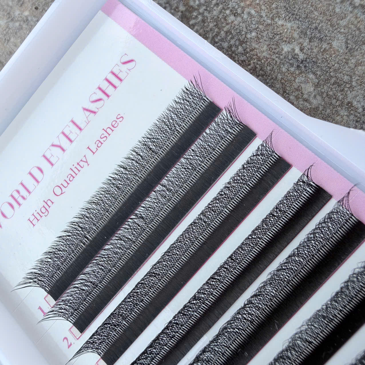 Eyelashes W Eyelashes W