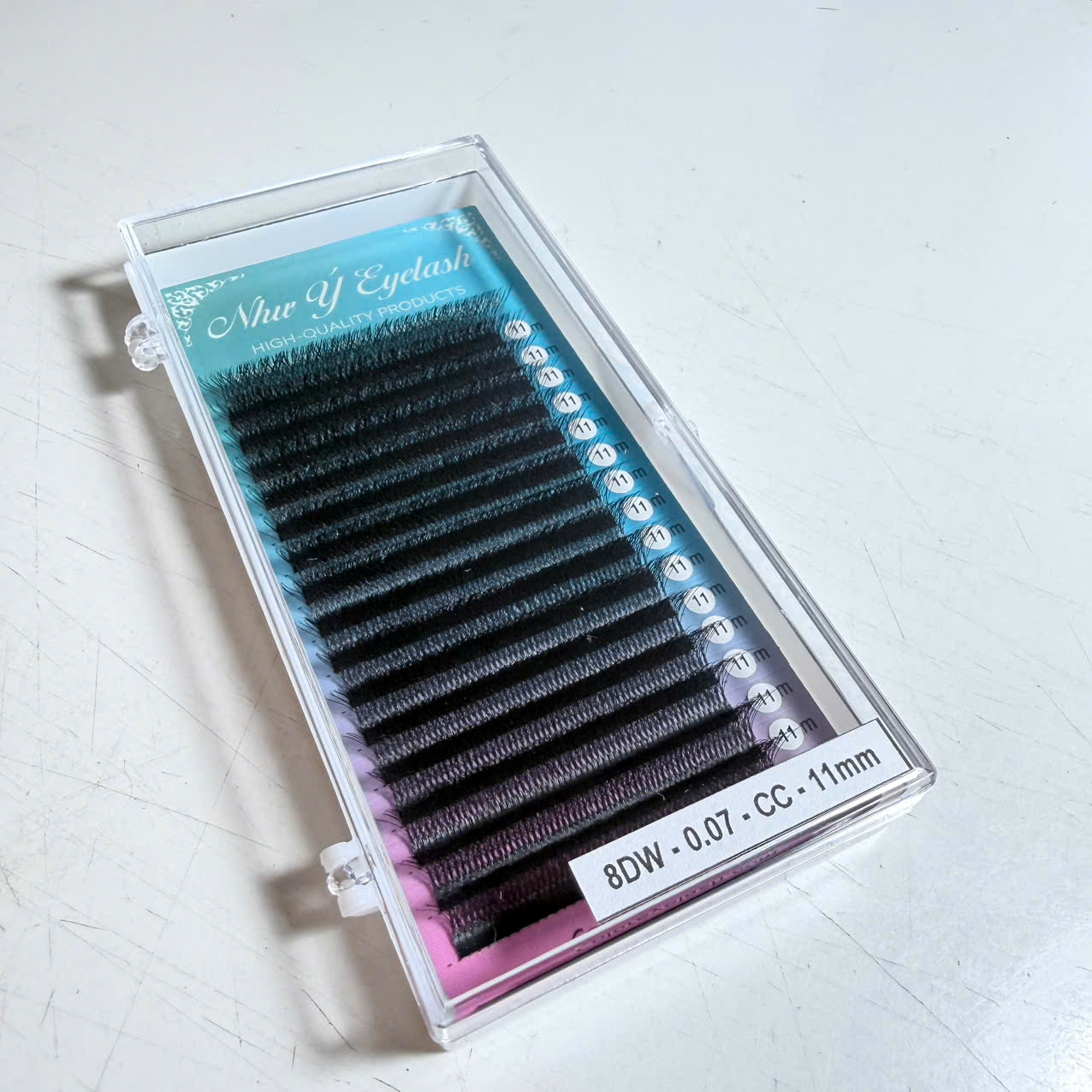 Eyelashes W Eyelashes W