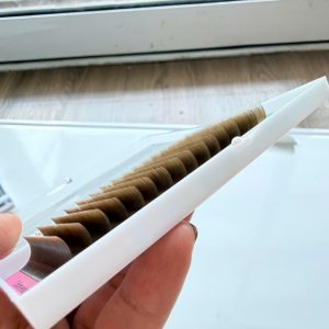 Eyelashes Tray Brown