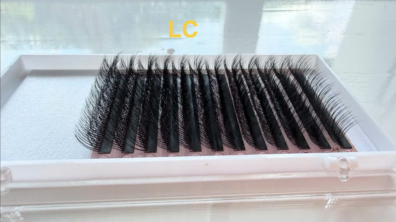 Multi Layer 3d Effect Fluffy Volume Lashes Extensions Wild Comic Eyelashes Multi Layer 3d Effect Fluffy Volume Lashes Extensions Wild Comic Eyelashes